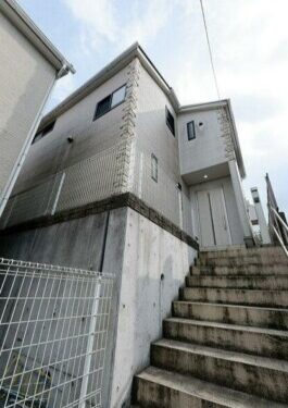 青葉台ペット可賃貸戸建て角部屋｢クレイドルガーデン松風台｣1号室(小型犬・猫1匹まで)